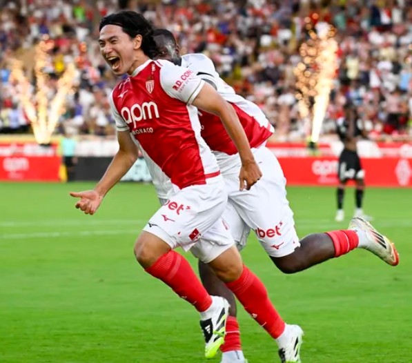AS Monacos Takumi Minamino avgör mot Marseille på söndag....