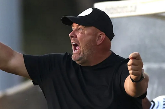 Bromley tränare Andy Woodman