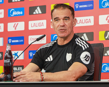 Sevillas manager Luis Garcia Plaza